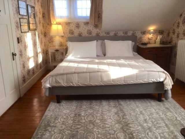 Old Iron Inn Bed And Breakfast Caribou Bagian luar foto